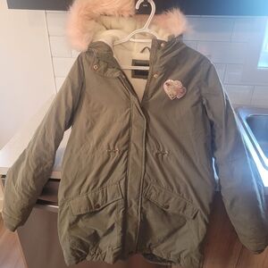 Kids Olive Green Parka with Faux Fur Trim Brand : Georges
